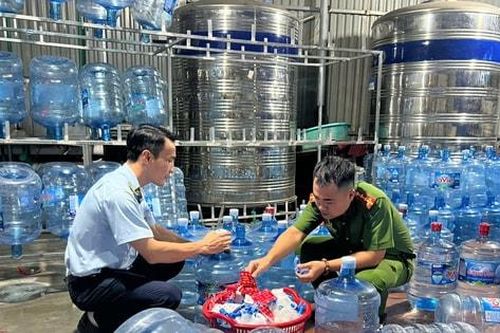 Hà Nội: Quyết tâm đẩy lùi hàng giả, hàng kém chất lượng