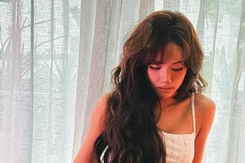 Phương Ly 'gây thương nhớ' với concept Halloween nhẹ nhàng, cuốn hút