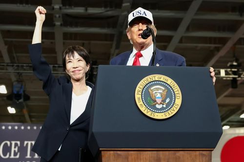 Ông Trump khen Thủ tướng Nhật Bản là 'nhà lãnh đạo vĩ đại'