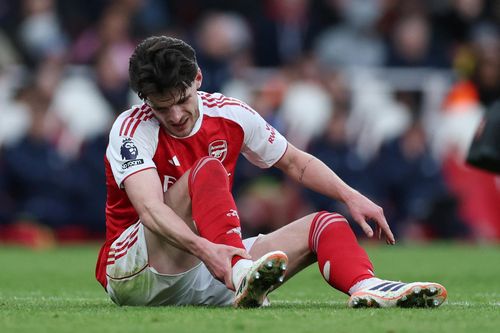 Arsenal gặp ác mộng chấn thương