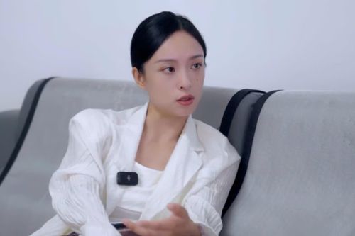 Thủ khoa Bắc Đại 'quay xe' làm diễn viên vì muốn sống tự do