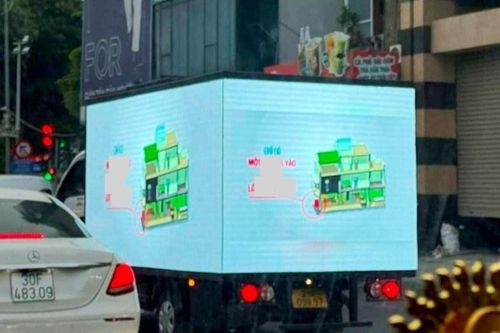 Xe tải 'trùm biển Led quảng cáo' bị tước đăng ký, phạt 7 triệu đồng