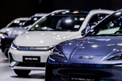 Trung Quốc bất ngờ loại xe điện khỏi chiến lược 5 năm tới