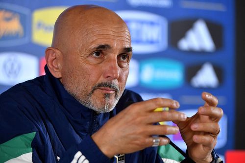 Juventus có HLV mới