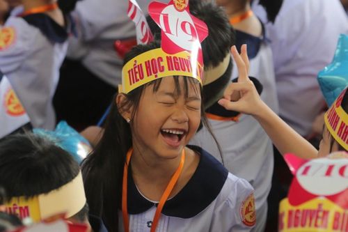 Tiếng Anh sẽ thành môn học bắt buộc từ lớp 1