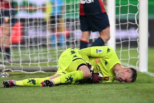 Thủ môn Inter và cú rẽ bi kịch trên đường đến sân tập