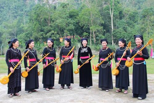 Bảo tồn văn hóa các dân tộc Sán Chay, Tày, Mông, Dao gắn với phát triển du lịch