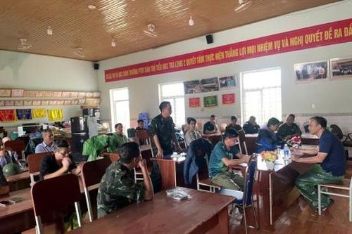 Xã Trà Leng họp khẩn trước tình hình mưa lũ tiếp tục phức tạp