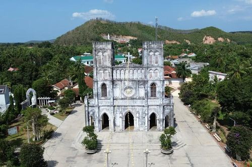 Nhà thờ Mằng Lăng: Nơi lưu giữ cuốn sách Quốc ngữ đầu tiên
