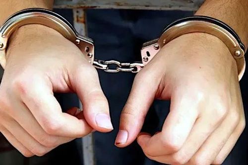 Cà Mau: Truy tố 8 bị can sang vùng biển nước ngoài mua hải sản, đánh bắt trái phép