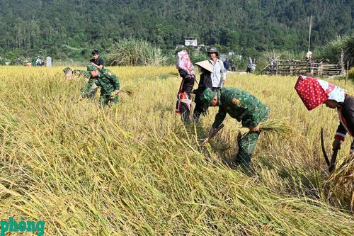 Điểm tựa của đồng bào các dân tộc nơi biên giới