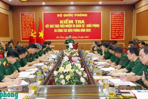 Bộ Quốc phòng kiểm tra kết quả thực hiện nhiệm vụ quân sự-quốc phòng và công tác biên phòng năm 2025 tại Hà Tĩnh