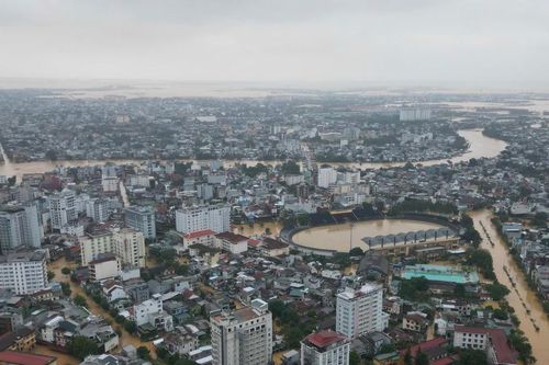 Huế ứng phó trận lũ lịch sử