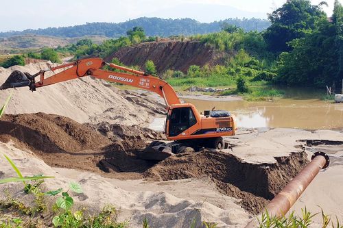 Hà Nội: Phê duyệt khu vực không đấu giá quyền khai thác tại 3 mỏ cát