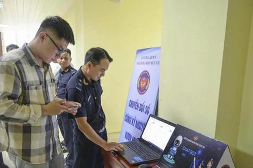 Hải quan bồi dưỡng chuyển đổi số và ứng dụng AI thực chiến