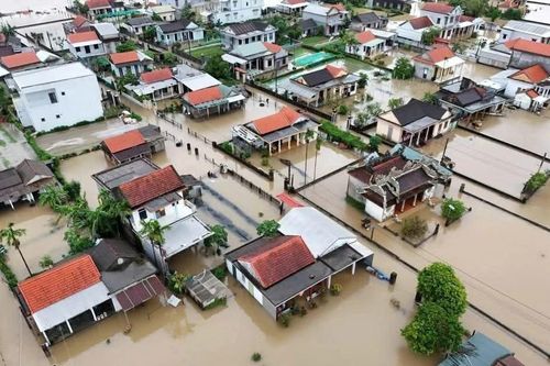 Bão lụt kinh hoàng, đại biểu đề nghị sớm có gói tài chính khẩn cấp
