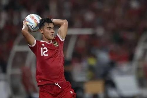 World Cup 2026 sẽ áp dụng một loạt điều chỉnh về luật, bao gồm việc hạn chế thời gian cho các quả ném biên xa