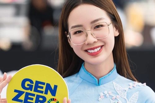 Hoa hậu Bảo Ngọc: 'Tôi tự hỏi làm sao để sống đẹp, dù không có ánh đèn sân khấu'