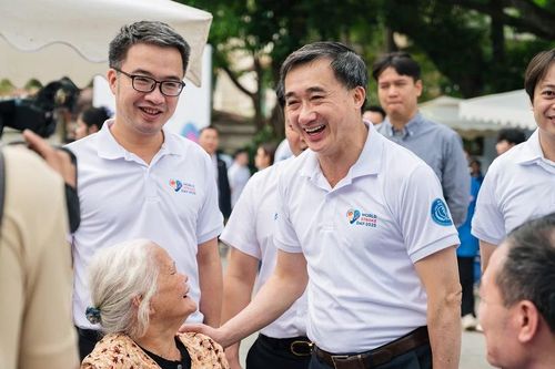 Thầy thuốc trẻ dùng AI khám, tư vấn phòng, chống đột quỵ