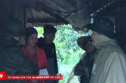 Quảng Ngãi: Một người bị nước lũ cuốn trôi