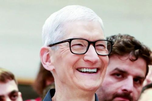Apple chạm mốc vốn hóa đỉnh cao 4.000 tỷ USD lần đầu tiên trong lịch sử