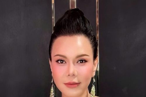 Việt Hương lên tiếng về tin đồn, Ngọc Trinh gây ấn tượng