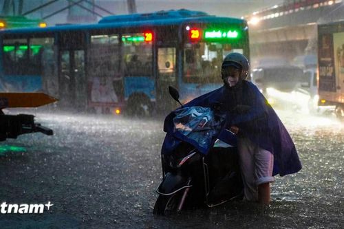Hệ thống thoát nước còn thiếu đồng bộ, không theo kịp tốc độ đô thị hóa