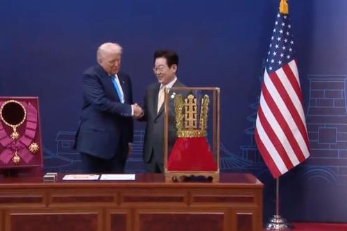Hàn Quốc trao tặng Tổng thống Trump huân chương cao quý nhất vì nỗ lực hòa bình