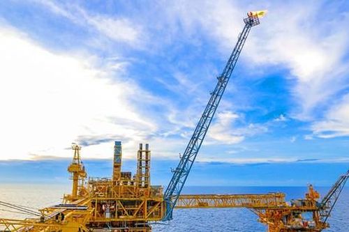 PVS đang giữ hơn 16.800 tỷ đồng tiền mặt