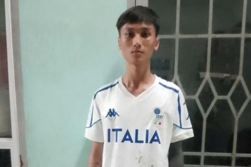 Bắt khẩn cấp nam thanh niên tấn công người thân của người yêu cũ
