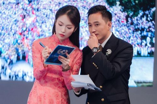 Bộ sưu tập đồng hồ của nam MC dẫn chương trình Đường lên đỉnh Olympia
