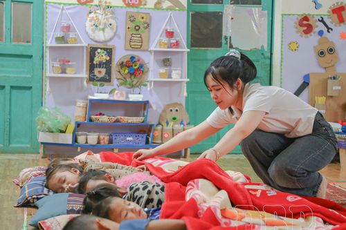 Đông ấm cho học sinh vùng cao