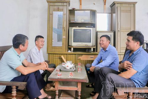 Bí thư, trưởng bản - đại biểu của lòng dân (bài 2)