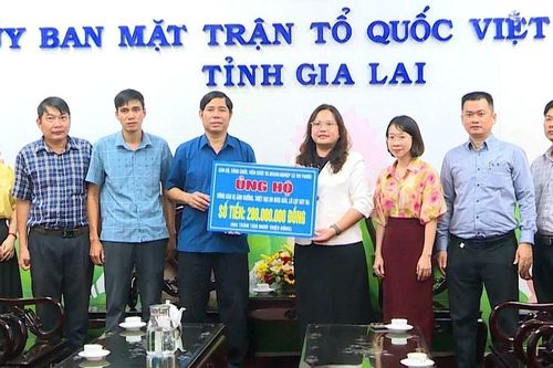 Xã Tuy Phước ủng hộ 280 triệu đồng giúp đồng bào vùng lũ