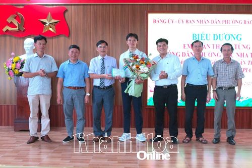 Phường Bắc Nha Trang gặp mặt, biểu dương Á quân Đường lên đỉnh Olympia 2025 Đoàn Thanh Tùng