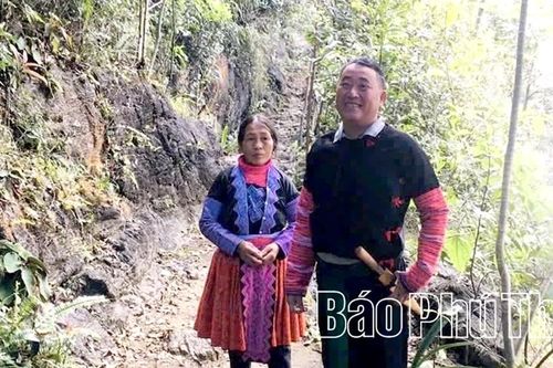 Khi người Mông giữ rừng làm du lịch