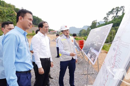 Đảm bảo tiến độ Dự án đường Hồ Chí Minh đoạn Chợ Chu - ngã ba Trung Sơn