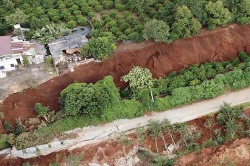 Vụ lở đất ở Gia Lai: Do 'tai biến địa chất', tiếp tục lan rộng