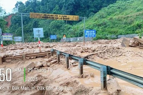 Điều chuyển hàng chục nghìn rọ thép từ miền Nam khắc phục sạt lở tại Huế và Đà Nẵng