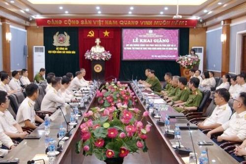 Nâng cao năng lực đấu tranh phòng, chống vi phạm pháp luật về thuế cho công chức thuế