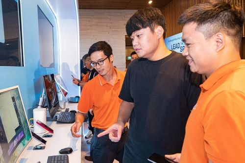 FPT Telecom đầu tư mạnh cho hạ tầng, lợi nhuận 9 tháng tăng 21%