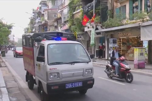 Ra quân lập lại trật tự đô thị khu vực phố cổ