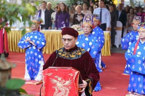 Tổ chức lễ hội truyền thống tại đền Quán Thánh