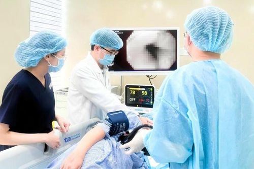 Ngày càng nhiều trẻ nhập viện do bệnh dạ dày