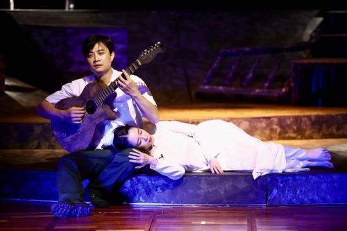 Hai yếu tố quan trọng tạo nên một tác giả lớn