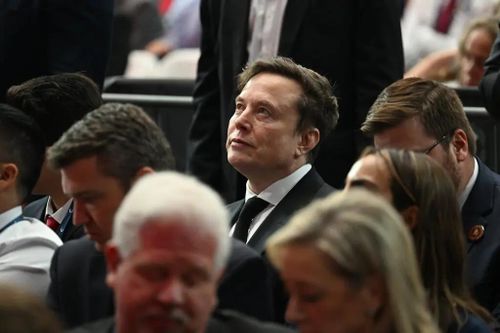 Elon Musk thách thức lật đổ Wikipedia