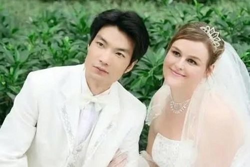 Hôn nhân 20 năm của cựu nhân viên massage TQ và nữ tiến sĩ Mỹ