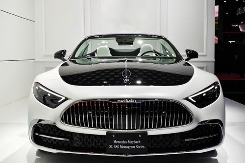 Ngắm xe mui trần siêu sang, chế tác thủ công của Mercedes-Maybach