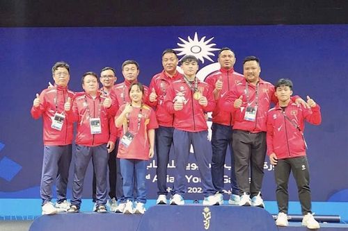 Cử tạ Việt Nam thi đấu thành công tại Đại hội Thể thao trẻ châu Á 2025