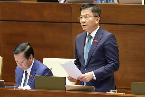 Phó Thủ tướng Lê Thành Long: Nợ công thấp hơn nhiều giới hạn quy định; chi đầu tư phát triển sẽ chiếm 40%